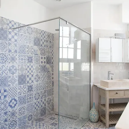 Private Apartment - Maubourg - Eiffel Tower Paris