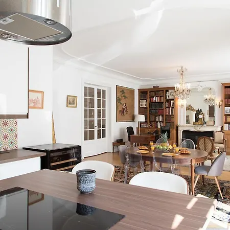 Private Apartment - Maubourg - Eiffel Tower